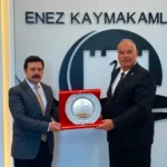 Enezde baskan gunencten kaymakam firata hayirli olsun ziyareti GIag59nw