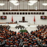 Er sehit aileleri ve gazilerin hak onergesi akp mhp oylariyla reddedildi SjVLbIhg
